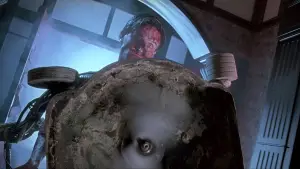 Задник до фильму"Жива мертв