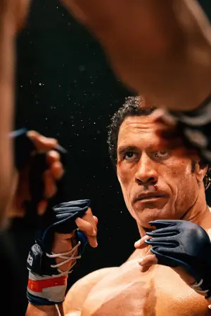 Постер до фильму"Незламний" #526401