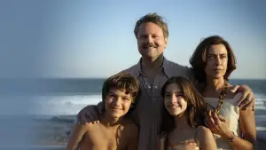 Задник до фильму"Я досі тут" #572590