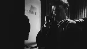 Задник до фильму"Die Theorie von Allem" #756906