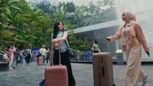 Задник до фильму"Ahlan Singapore" #818632