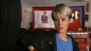 Задник до фильму"Щось дивне" #257817