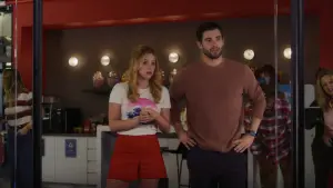 Задник до фильму"Дивись в обидва боки" #255417