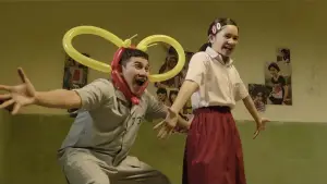 Задник до фильму"2nd Miracle in Cell No. 7" #787061