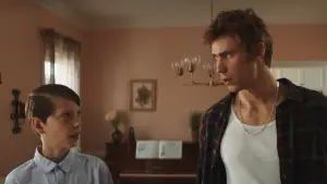 Задник до фильму"Griffin in Summer" #782998