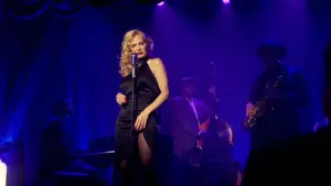 Задник до фильму"Голий пістолет" #519898