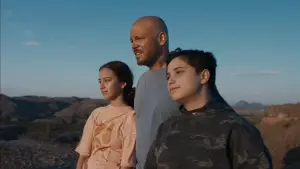 Задник до фильму"In the Summers" #760064