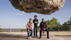 Задник до фильму"Офіційний конкурс" #262225