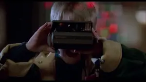 Задник до фильму"Сам удома 2: Загублений у Нью-Йорку" #567418