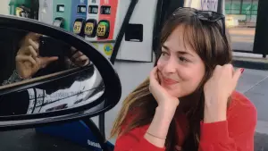 Задник до фильму"Все норм?" #784429