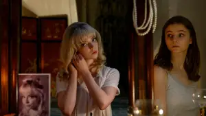 Задник до фильму"Минулої ночі у Сохо" #653227