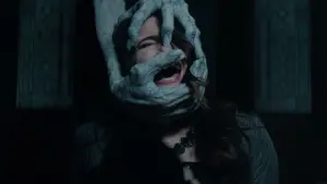 Задник до фильму"Полароід" #308772