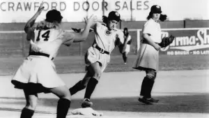 Задник до фильму"Їх власна ліга" #234802