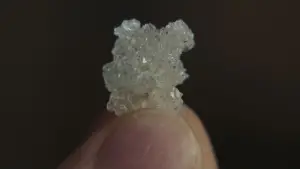 Задник до фильму"Ножі наголо: Скляна цибуля" #592491