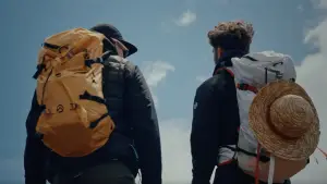 Задник до фильму"Kaizen: 1 an pour gravir l