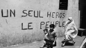 Задник до фильму"Битва за Алжир" #752735