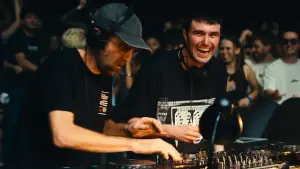 Задник до фильму"Fred again.. & Thomas Bangalter: Live at Alexandra Palace in London (USB002)" #790868