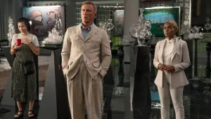 Задник до фильму"Ножі наголо: Скляна цибуля" #173090