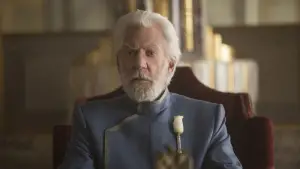 Задник до фильму"Голоднi iгри: Переспiвниця. Частина 2" #634271