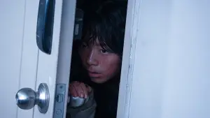 Задник до фильму"콘크리트 마켓" #765871