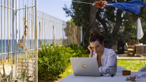 Задник до фильму"Гаряче молоко" #571523