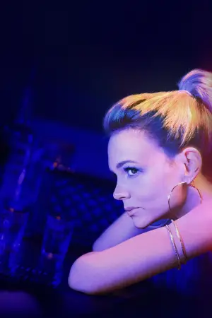 Постер до фильму"Перспективна дівчина" #789828