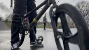 Задник до фильму"Dial 