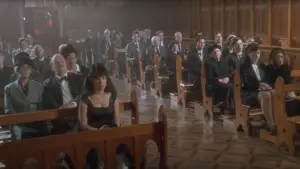 Задник до фильму"Жива мертв