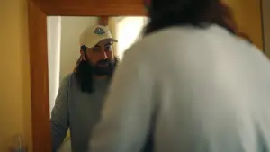 Задник до фильму"Noah Kahan: Out of Body" #773580