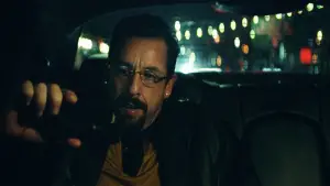 Задник до фильму"Неограновані коштовності" #672094