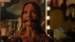 Задник до фильму"Смертельно вродливі" #759416