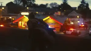 Задник до фильму"Одна битва за іншою" #764806