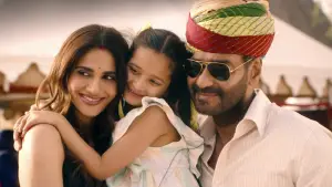 Задник до фильму"रेड २" #783572