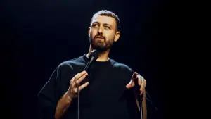 Задник до фильму"Roman Frayssinet : Ô dedans" #759890