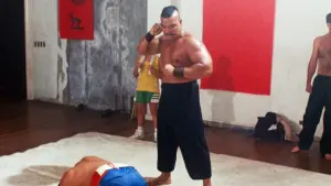 Задник до фильму"Кривавий кулак" #476891