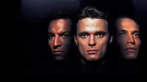 Задник до фильму"Bound by Honor" #750548