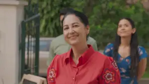 Задник до фильму"Senin Harga Naik" #765278