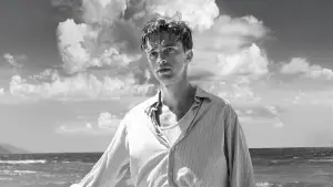 Задник до фильму"Сторонній" #796133