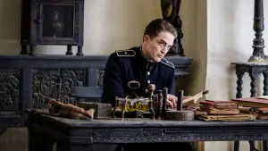 Задник до фильму"В очікуванні варварів" #310789