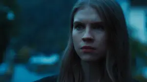 Задник до фильму"Sew Torn" #778731