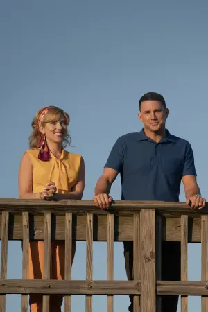 Постер до фильму"Забери мене на місяць" #475156