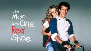 Людина в одному червоному черевику