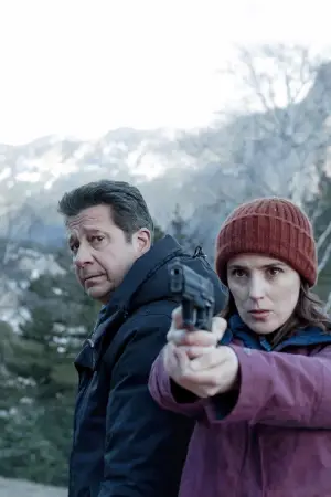 Постер до фільму "Noir comme neige : Hors limites"