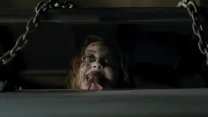 Задник до фильму"Дуже страшне кіно 5" #670252