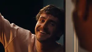 Задник до фильму"Ми всі незнайомці" #189622