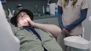 Задник до фильму"Amityville Toothache" #770764