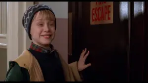 Задник до фильму"Сам удома 2: Загублений у Нью-Йорку" #567395