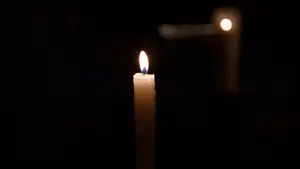 Задник до фильму"Померти знову" #791576