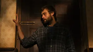 Задник до фильму"Непрохані" #325386