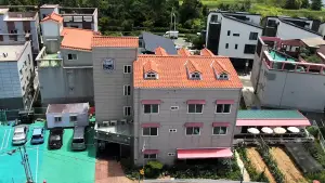 Задник до фильму"School for Defectors" #773444